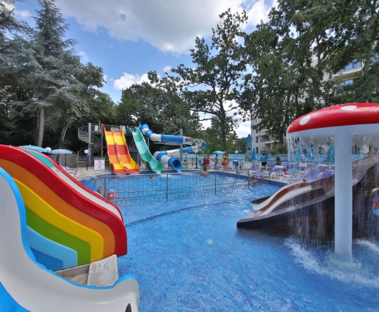 Престиж Делюкс Отель Аквапарк Клуб - Золотые пески